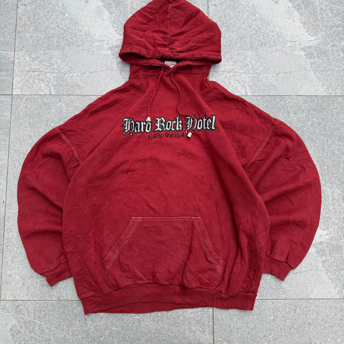 deep red🍷 hard rock hoodie - XL