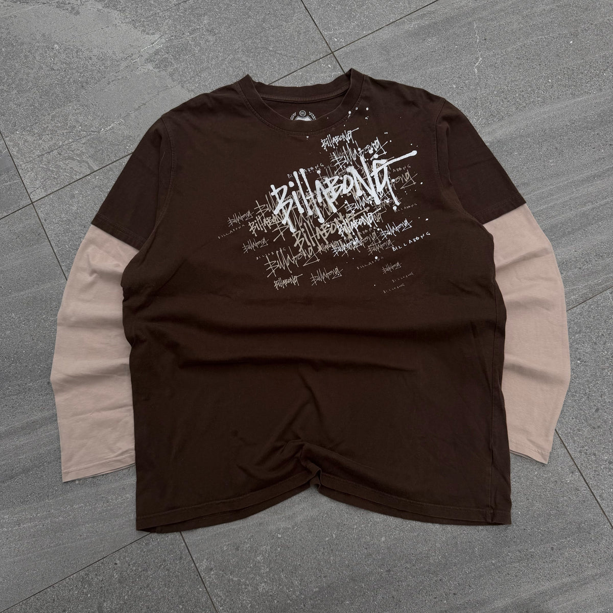 colours on this one 🥴 billabong size XXL