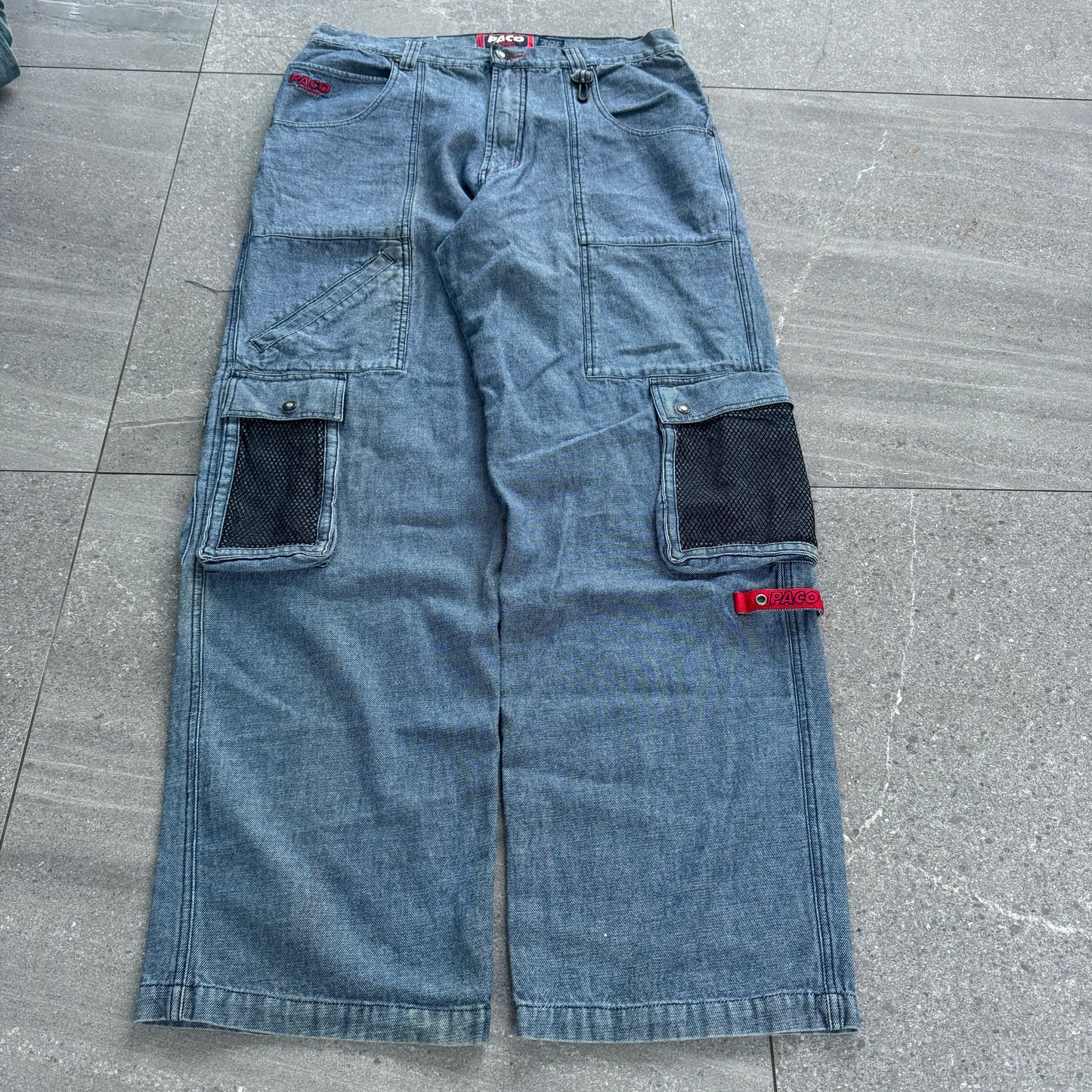 paco wideleg cargos - 38x33”