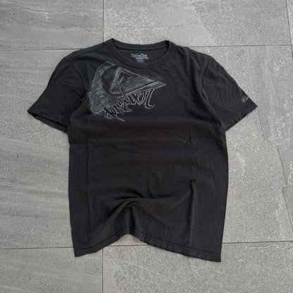 absolutely gorgeous quiksilver tee (colours r so nice irl) - M