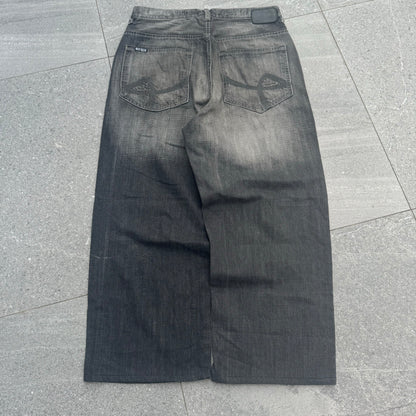 ecko jeans - 32x26”