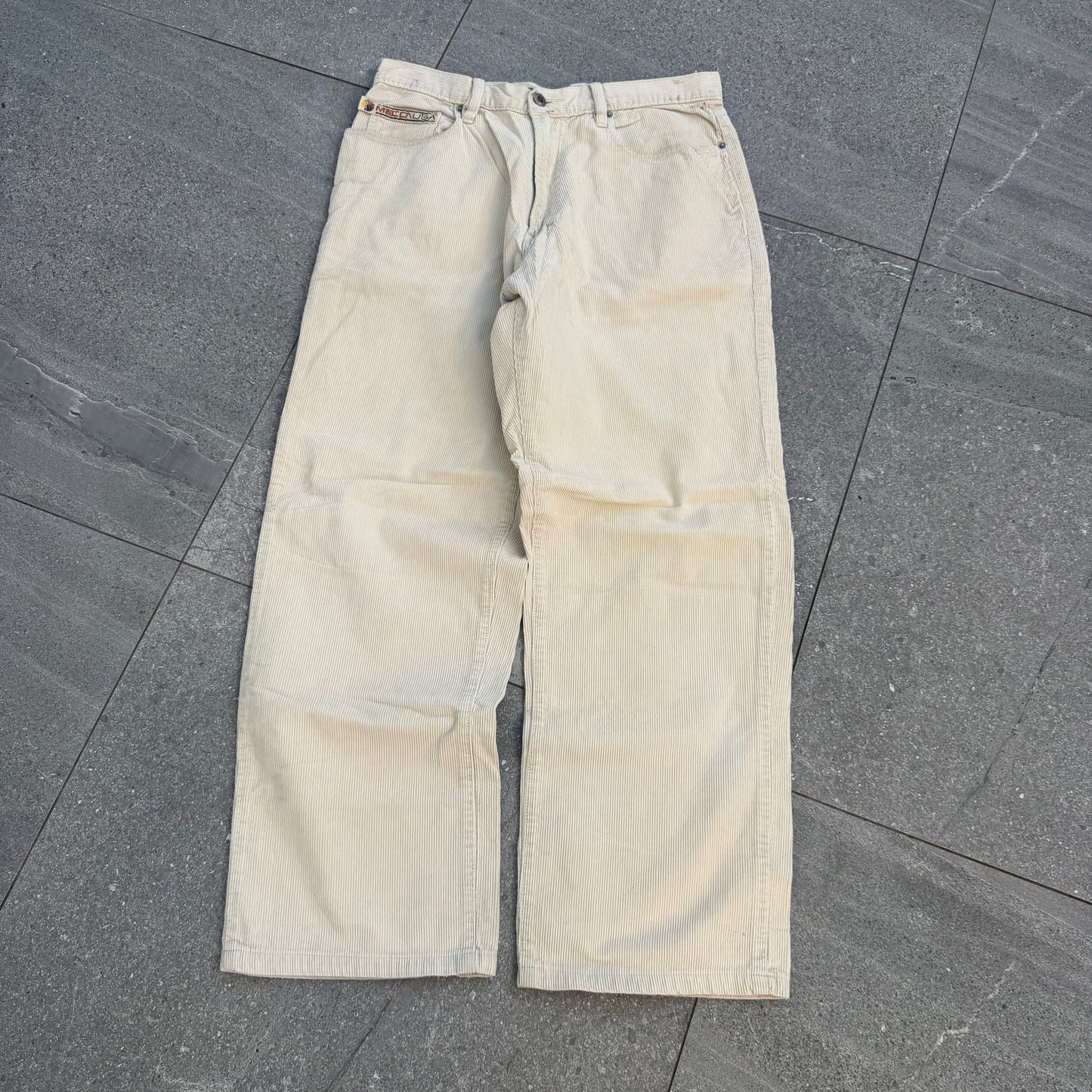 tan mecca corduroys (perfect fit) - 33x29”