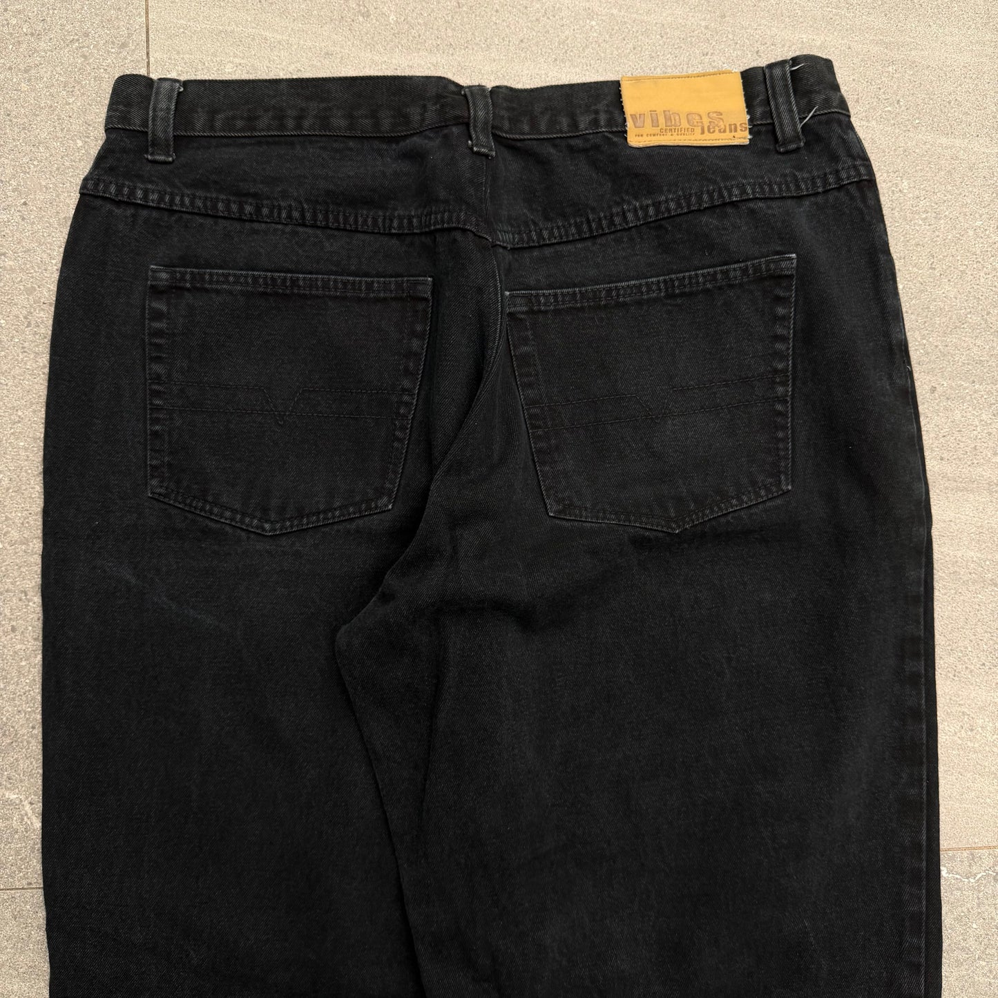 perfect daily black jeans vibes - 38x32”