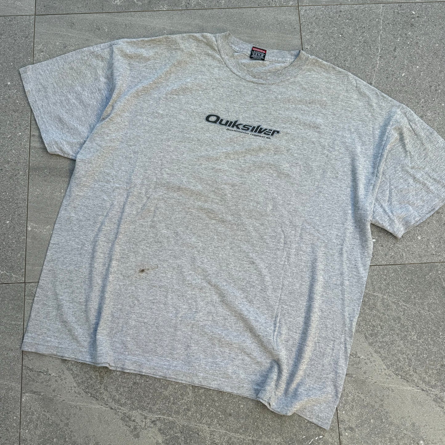 quiksilver tee - 2XL