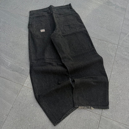 prolly the nicest fitting black jeans rn - 32x31”