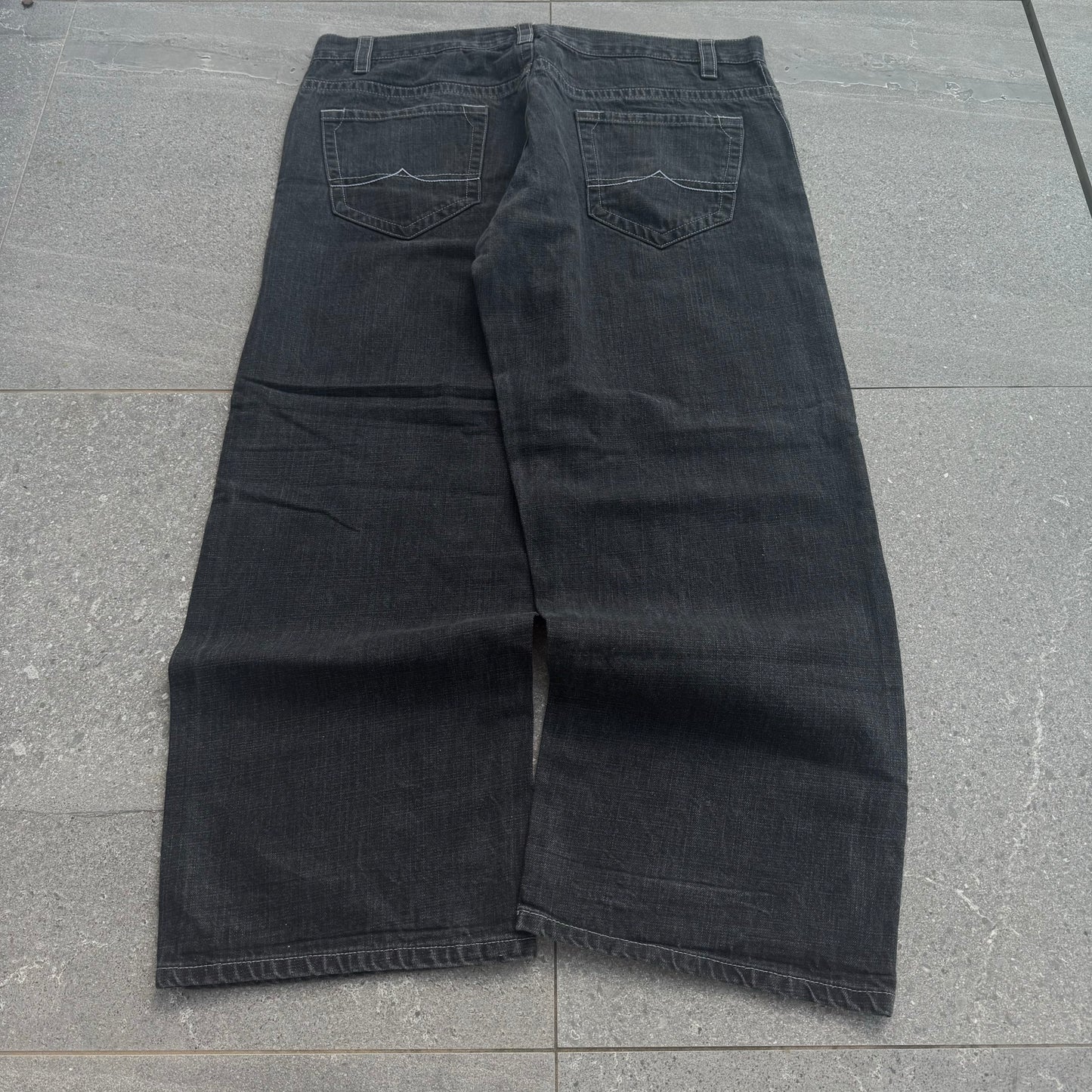huge avirex jeans - 44x32”