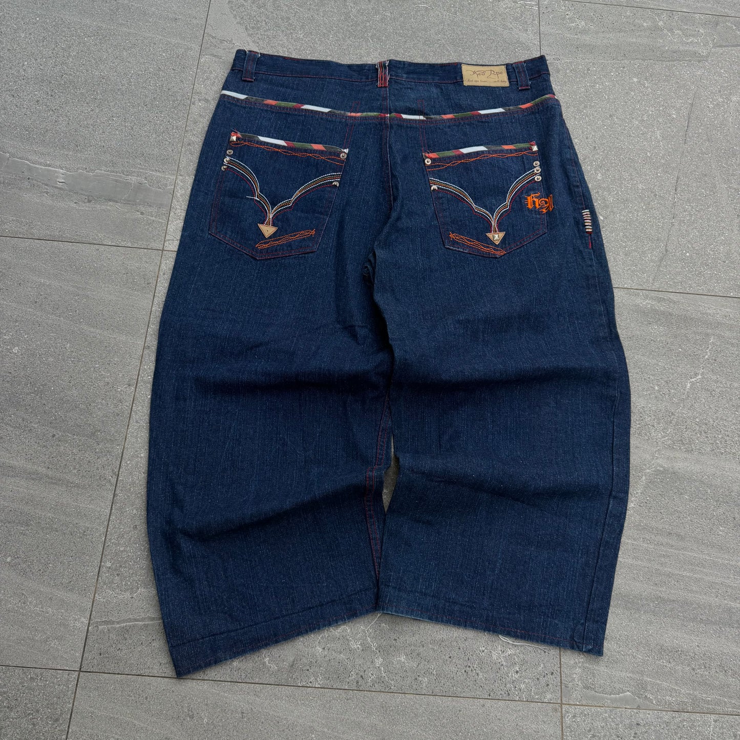 the fattest jeans ever lol - 44x26”