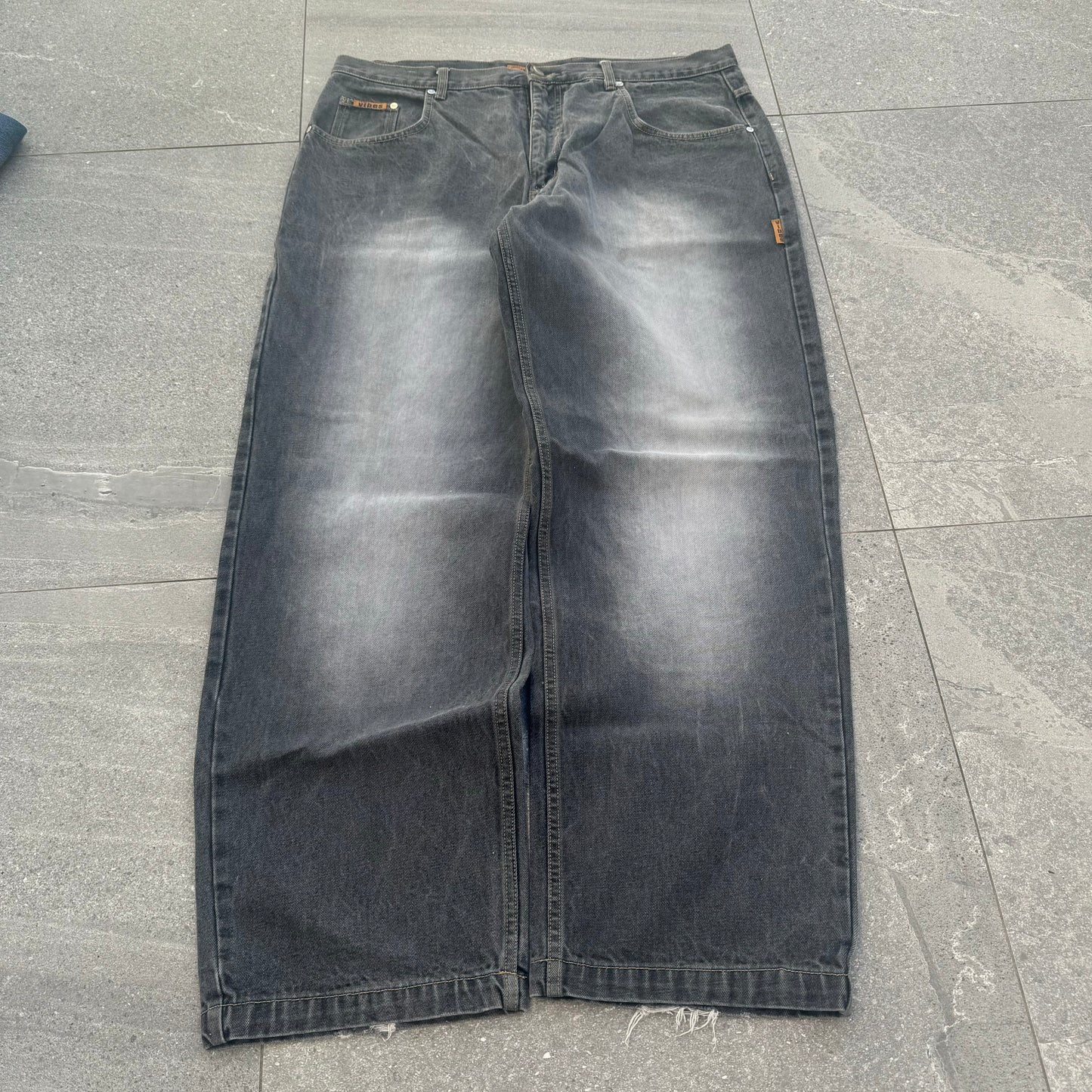 vibes jeans - 40x33”