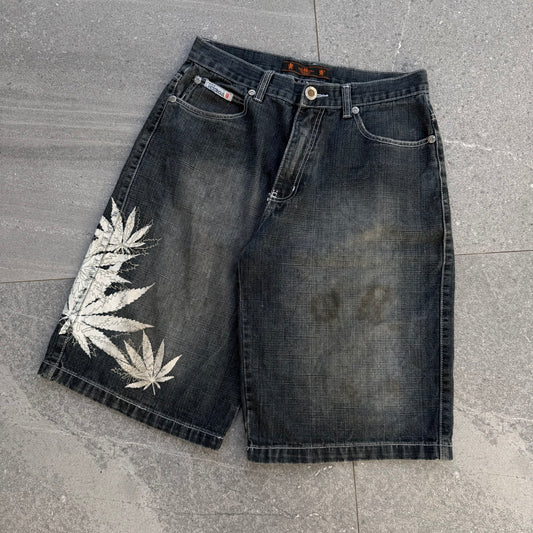 victorious tinny jorts - 33x14”
