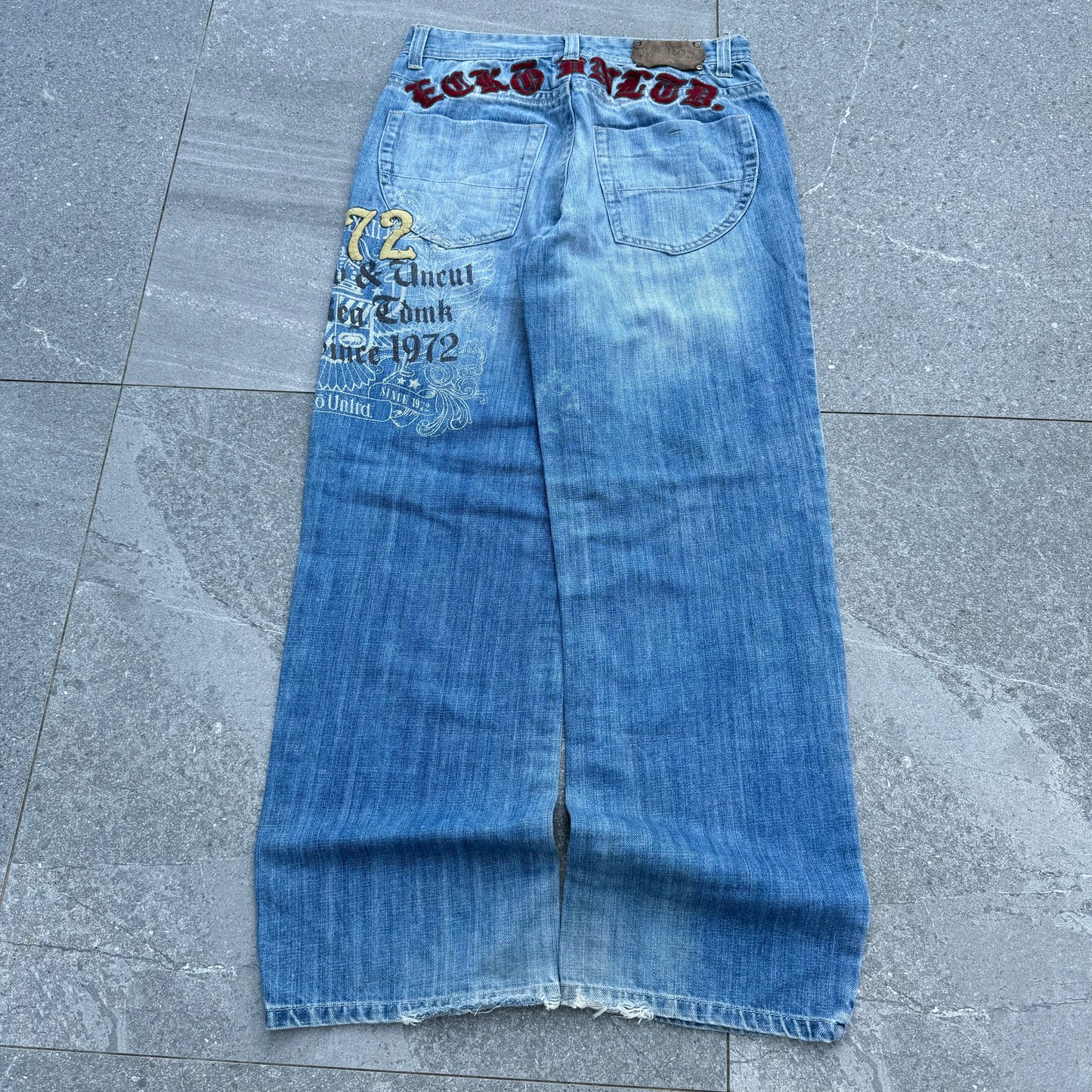 ecko jeans - 32”
