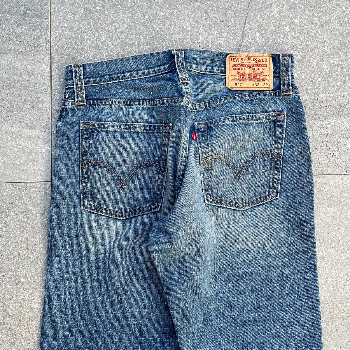 yer mean pair of levi 527 bootcuts - 32x33”