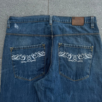 rocawear tribals - 38x29”