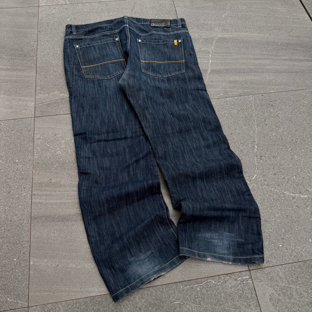 bootcut southpoles - 40x32”
