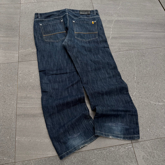 bootcut southpoles - 40x32”