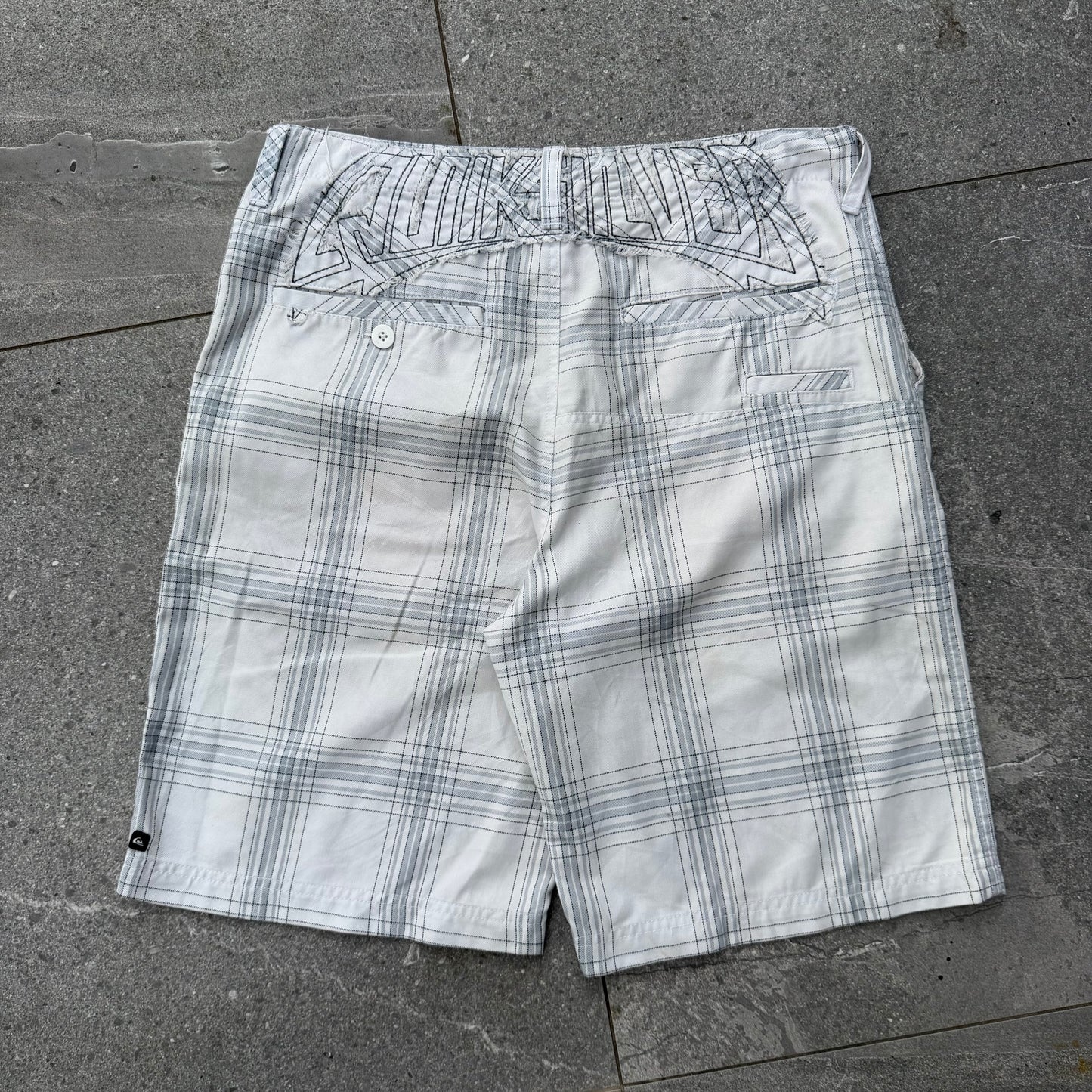 quiksilver backhit plaids - 34”