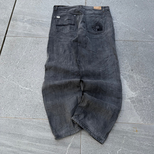 perfect akademiks jeans - 36x31”