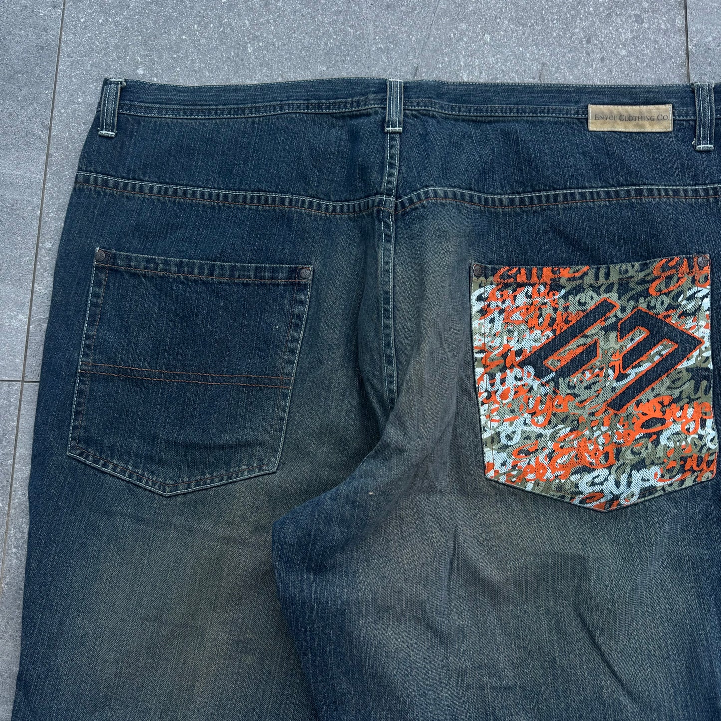 fine shyt enyce back pockets - 46x34”