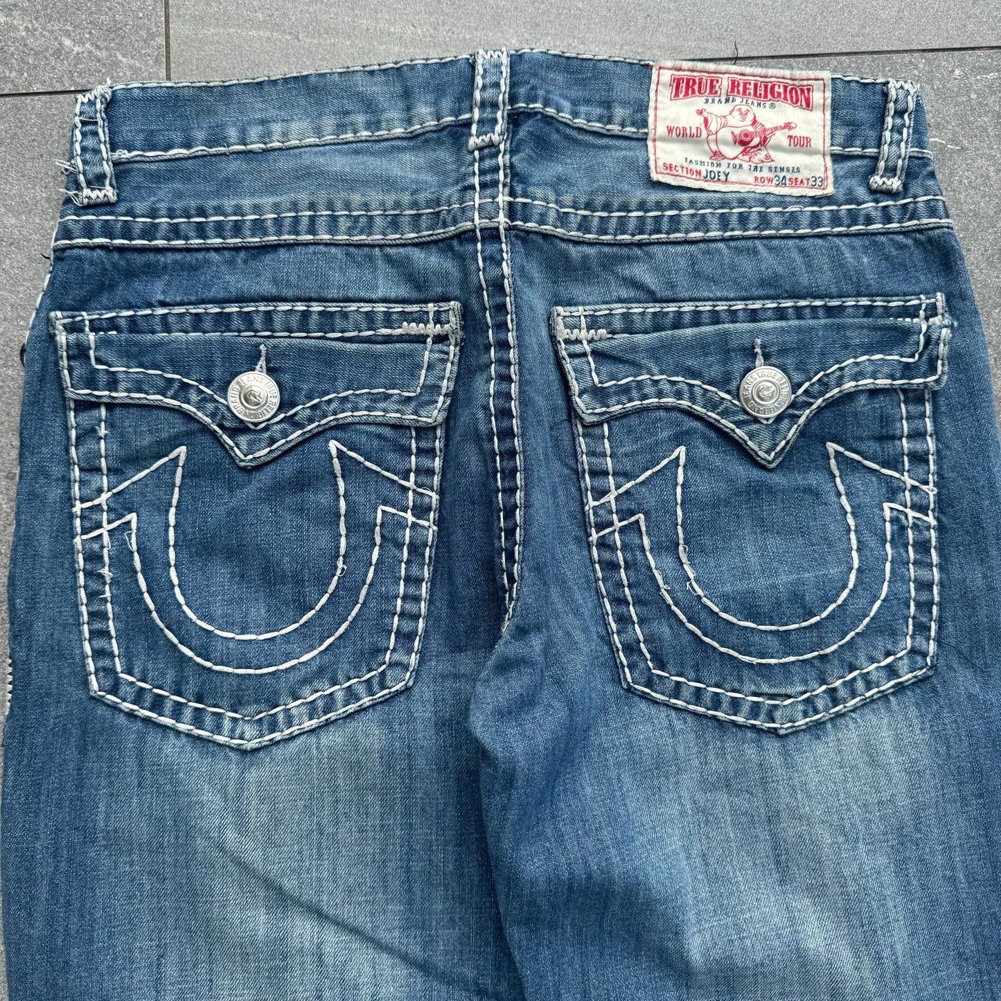 beautiful bootcut trueys - 34x31”