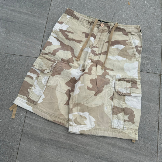 don’t sleep on these sand camo faders - 32x10.5”