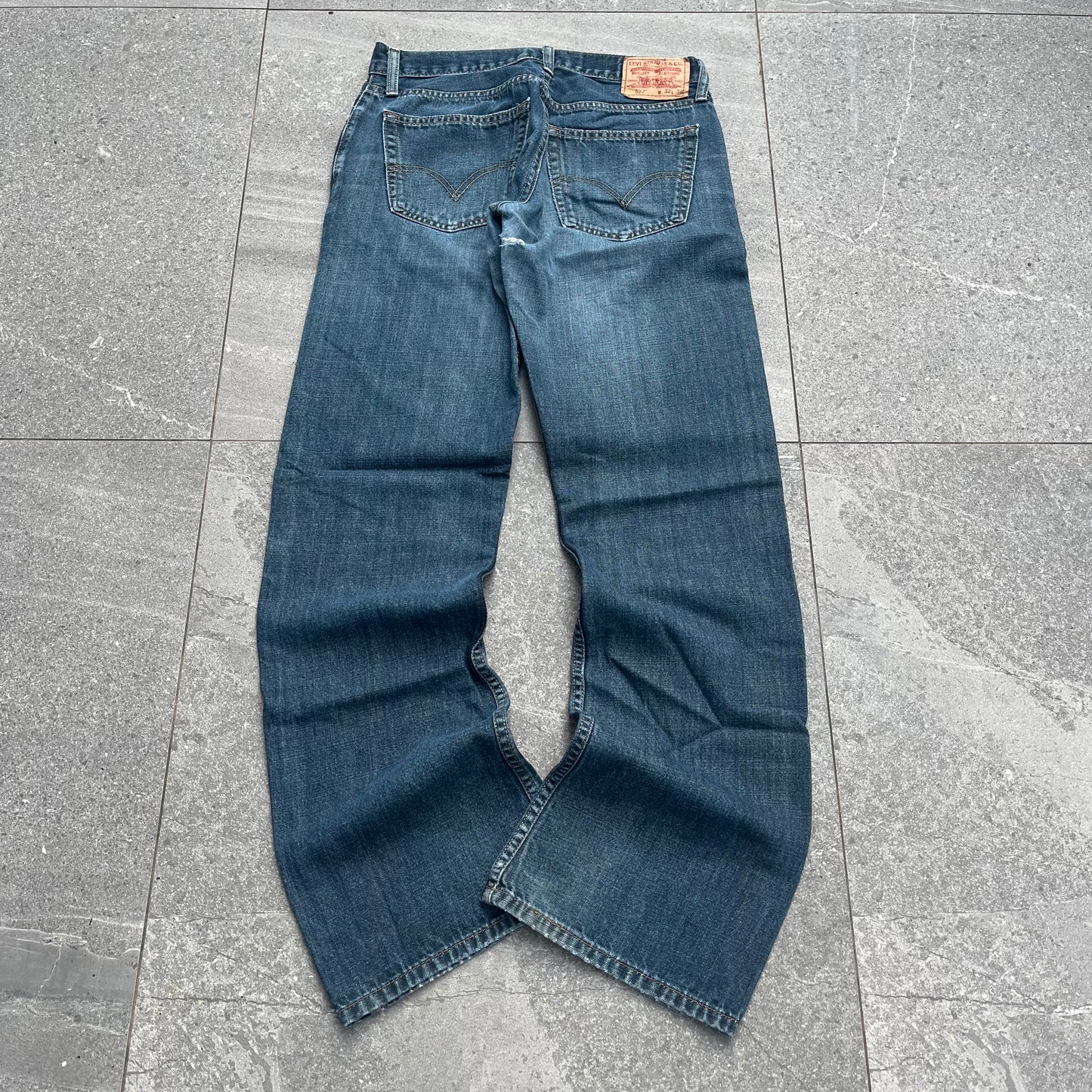 this is my favourite wash . levi 527 bootcuts - 32x34”