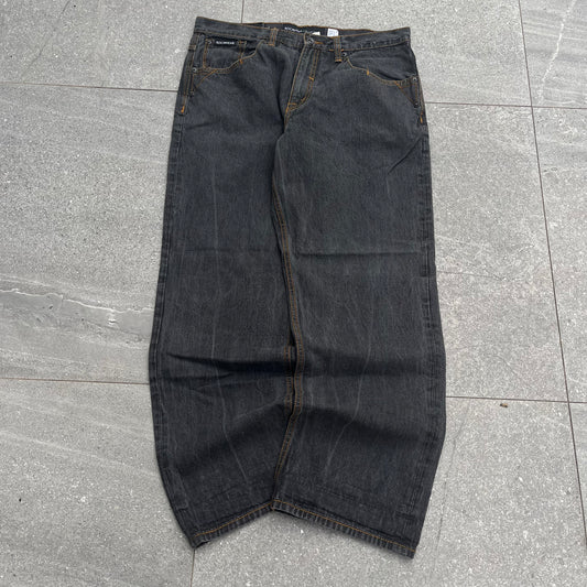 classy rocawear pair - 36x31”