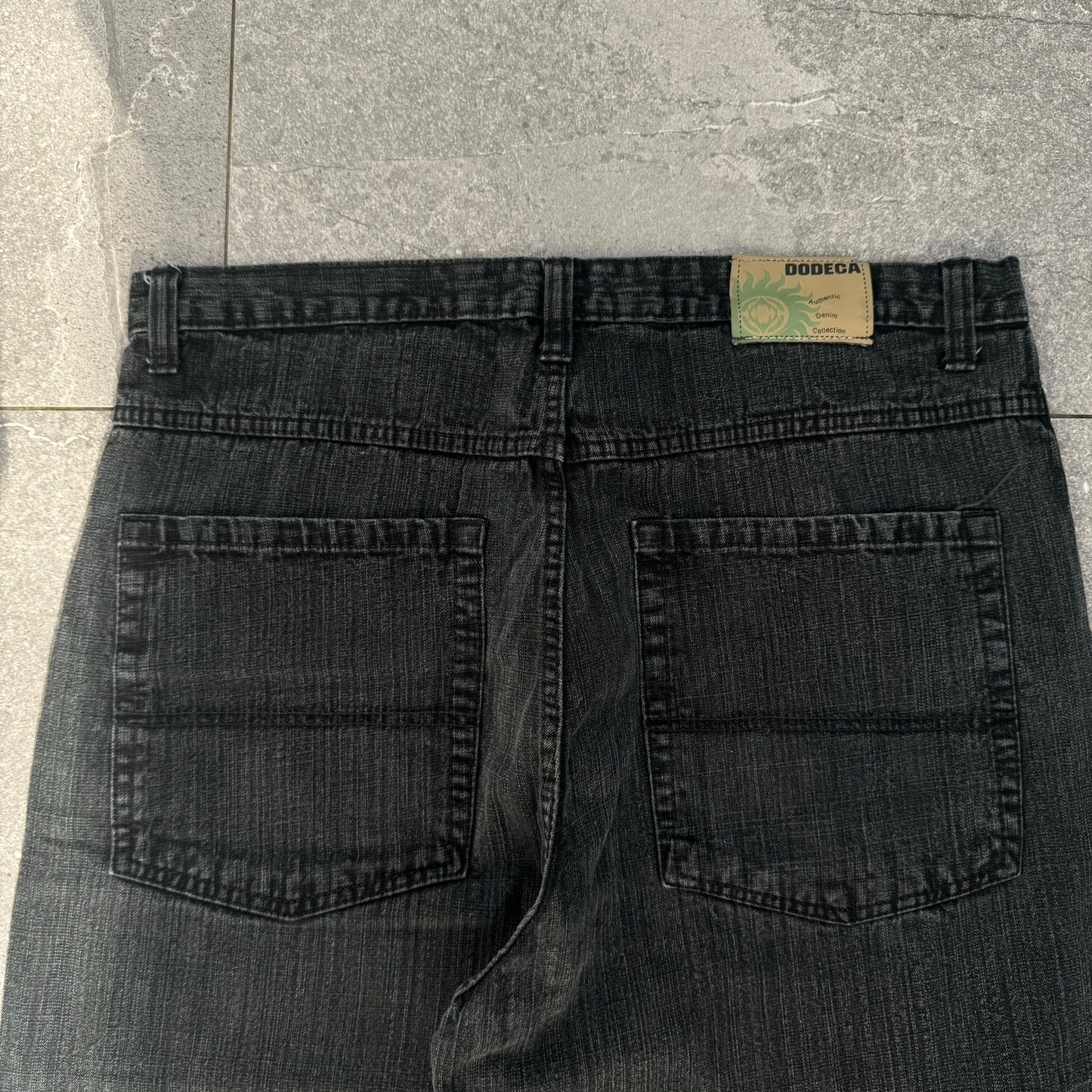 dodeca southpoles (perfectttttt) 38x30”