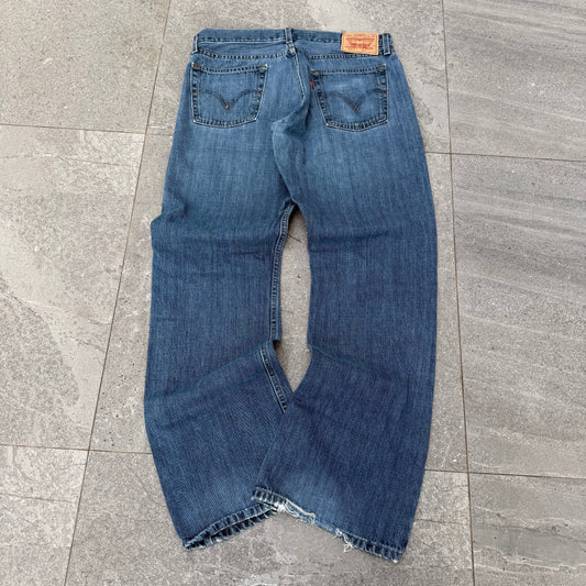 tidiest 527 low bootcuts out there - 33x32”