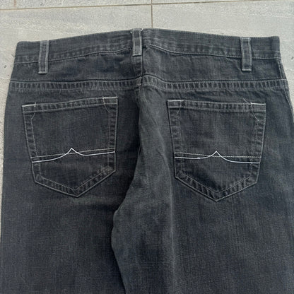 huge avirex jeans - 44x32”