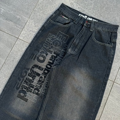 ecko front hits - 30x30”