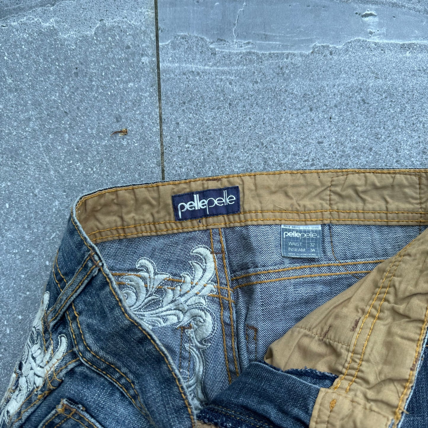 pelle jeans - 32”