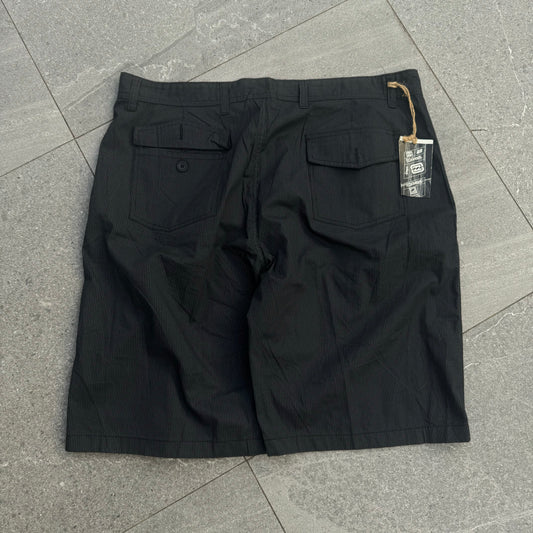 deadstock pinstriped billabongs - 40x11.5”