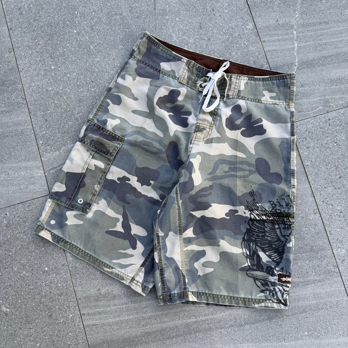 camo billabong occy signatures (my favs) - 32”