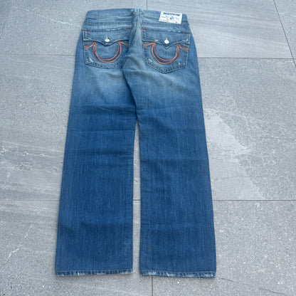 rainbow stitch trueys - 36x32”