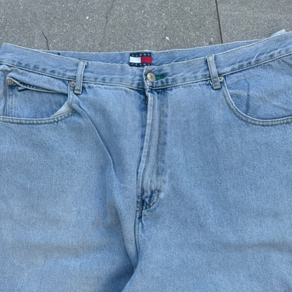 FATTTTTEST TOMMY JEANS OHMAGAWDDD - 40x28”