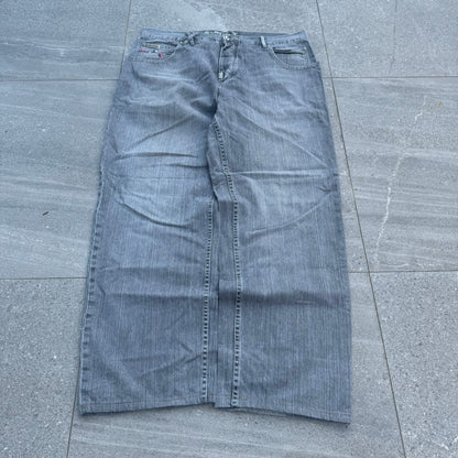 absolutely gorgeous phenomenal LRG jeans - 40x32”