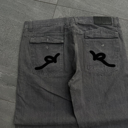 classic rocawear - 40x32”