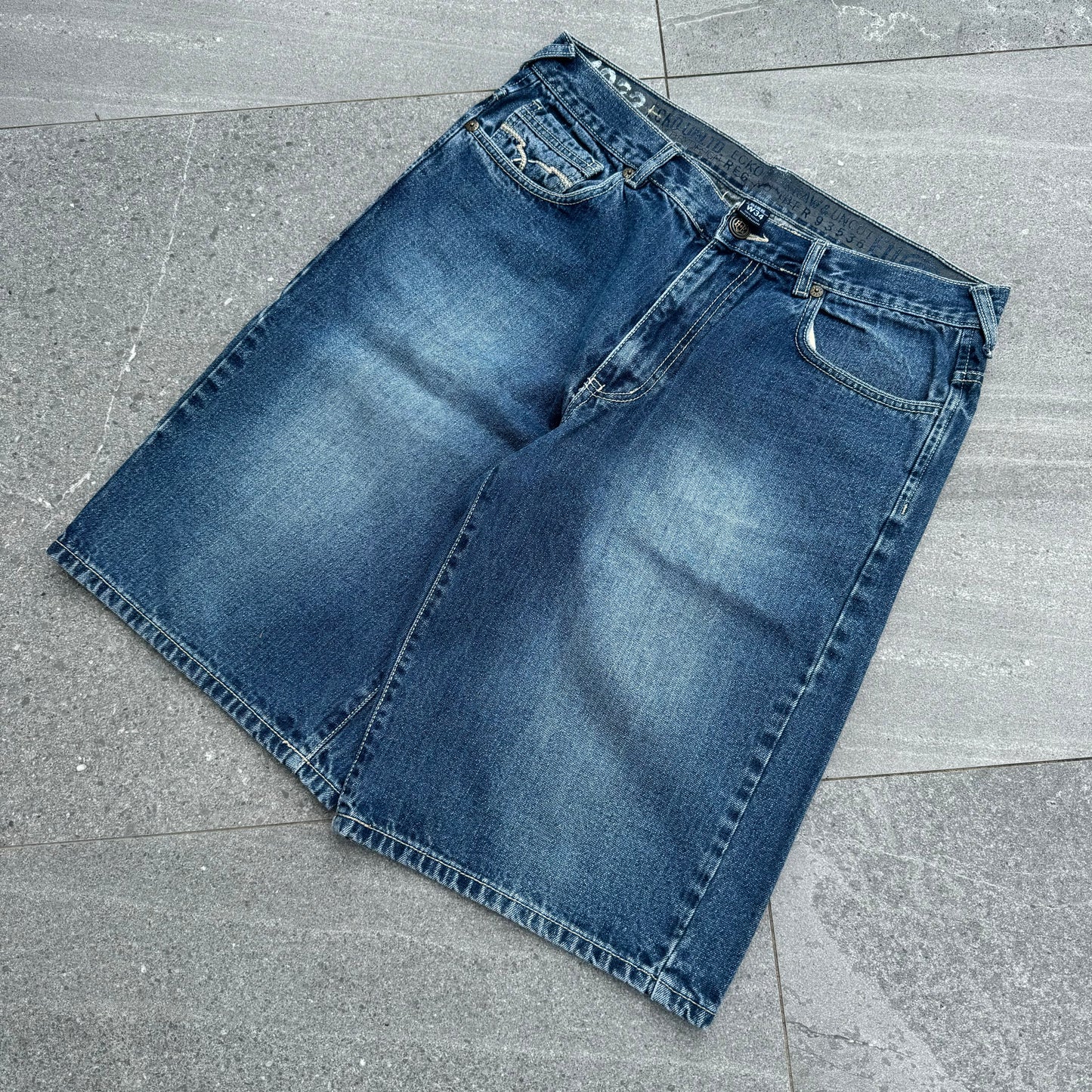 ecko jorts - 35”