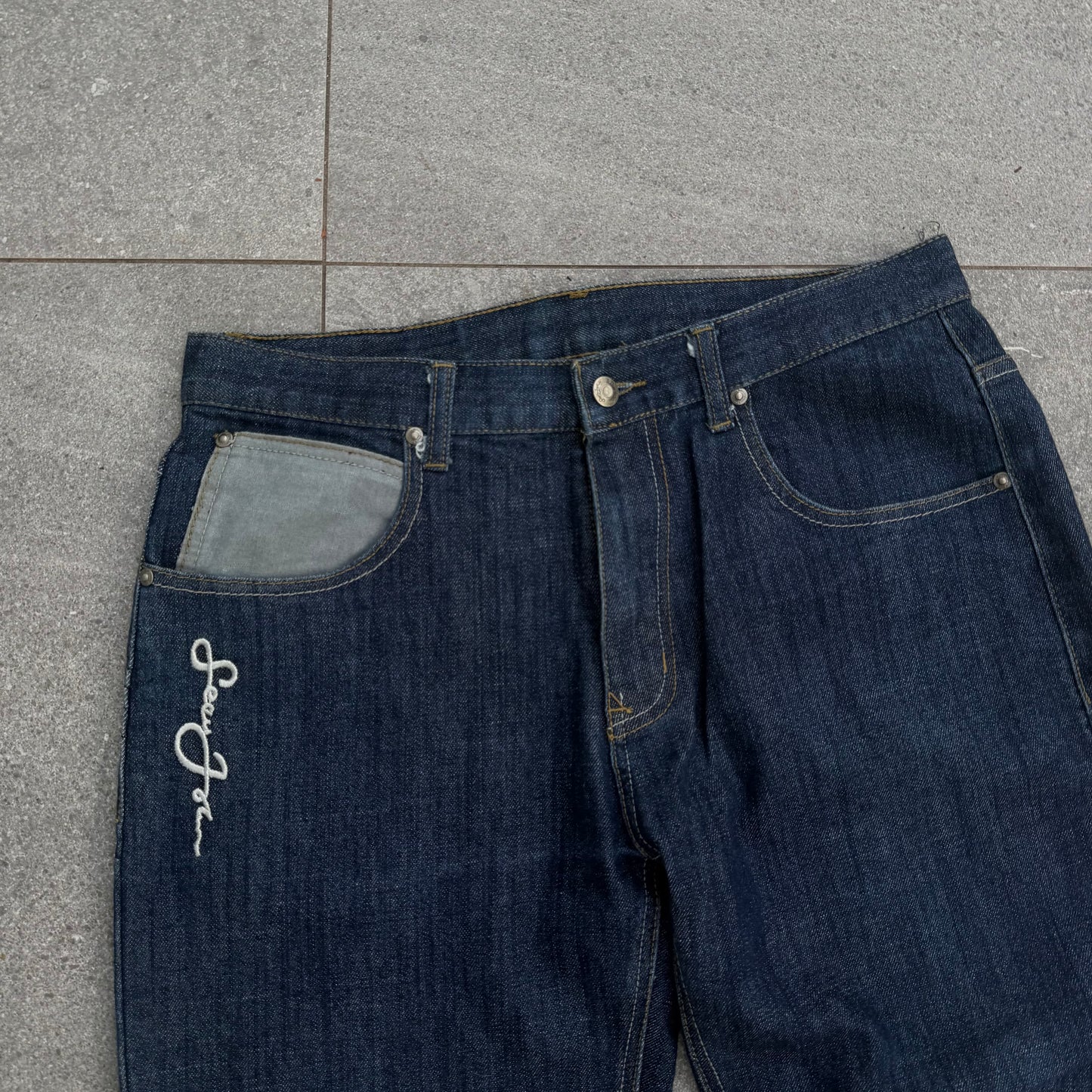 crazy sean john capris - 34x25”