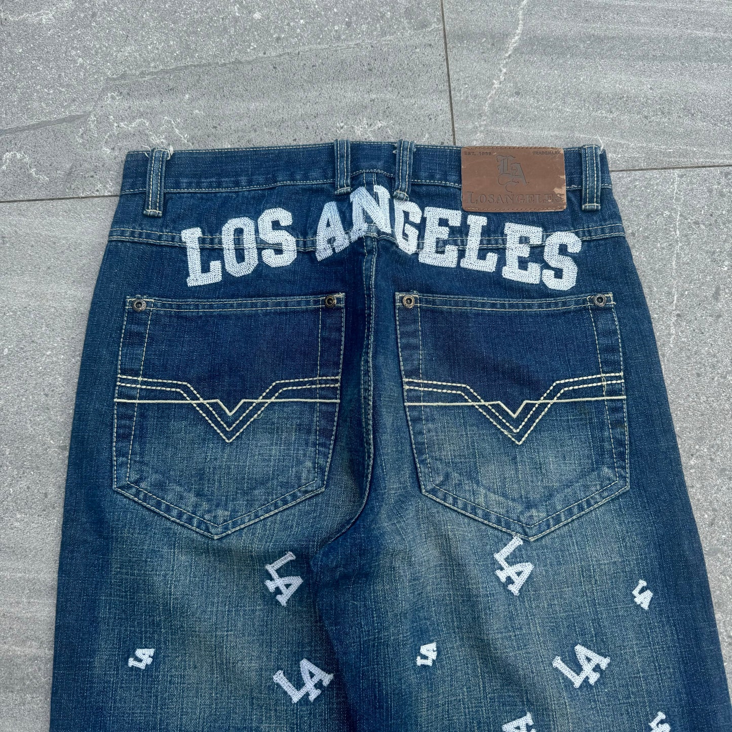 LA final boss jeans - 33x33”