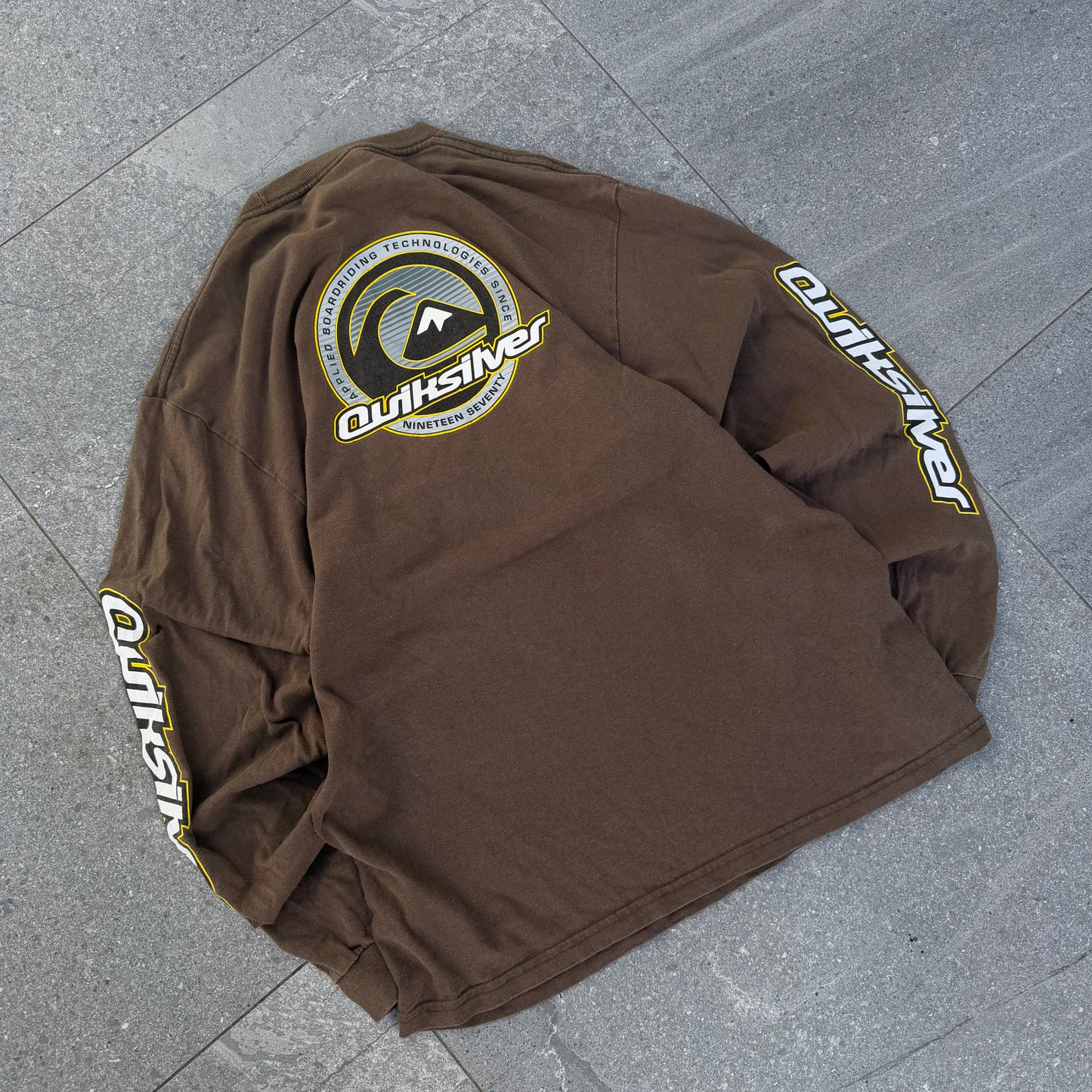 grail quiksilver triple hit longsleeve - M