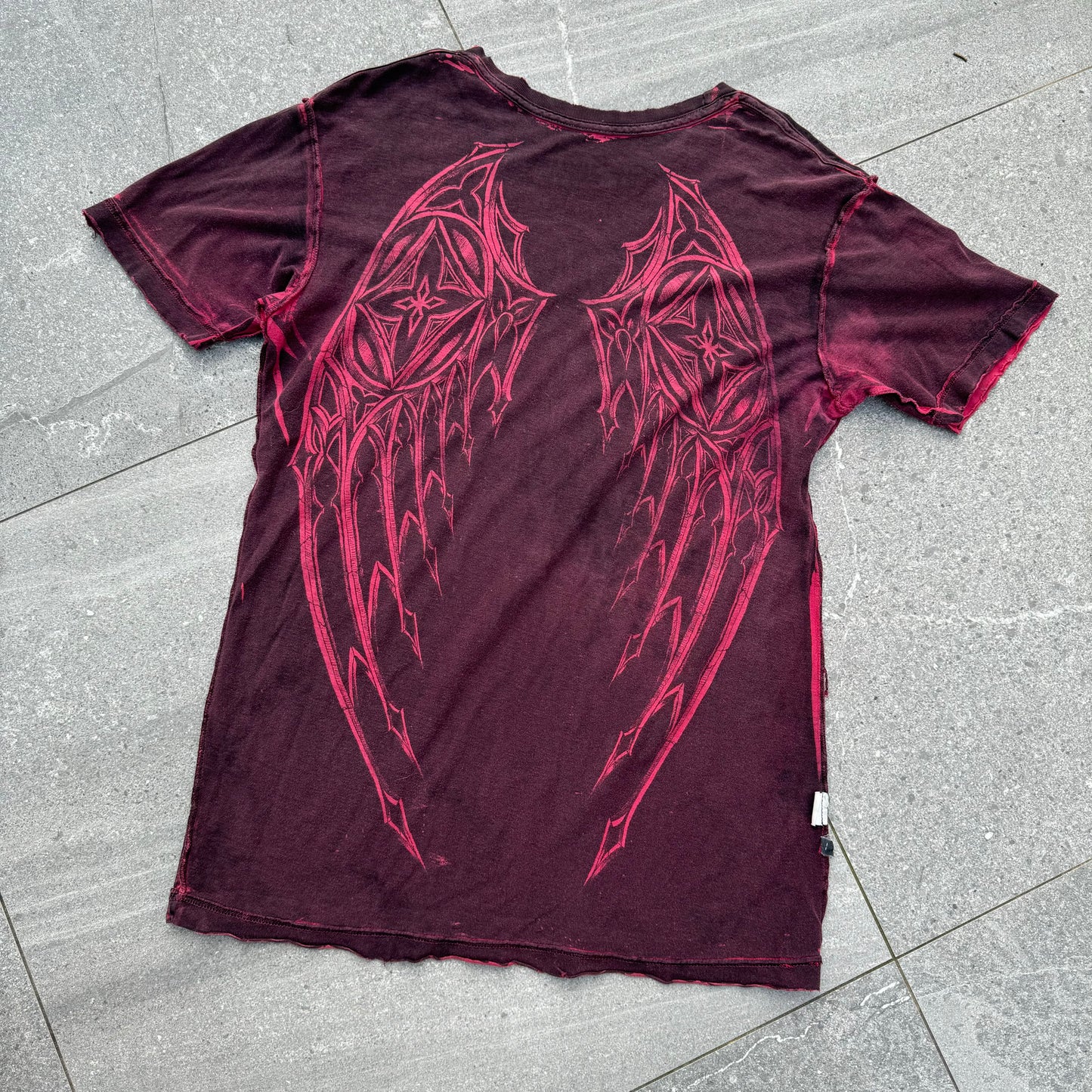 reversible affliction tee -M/L
