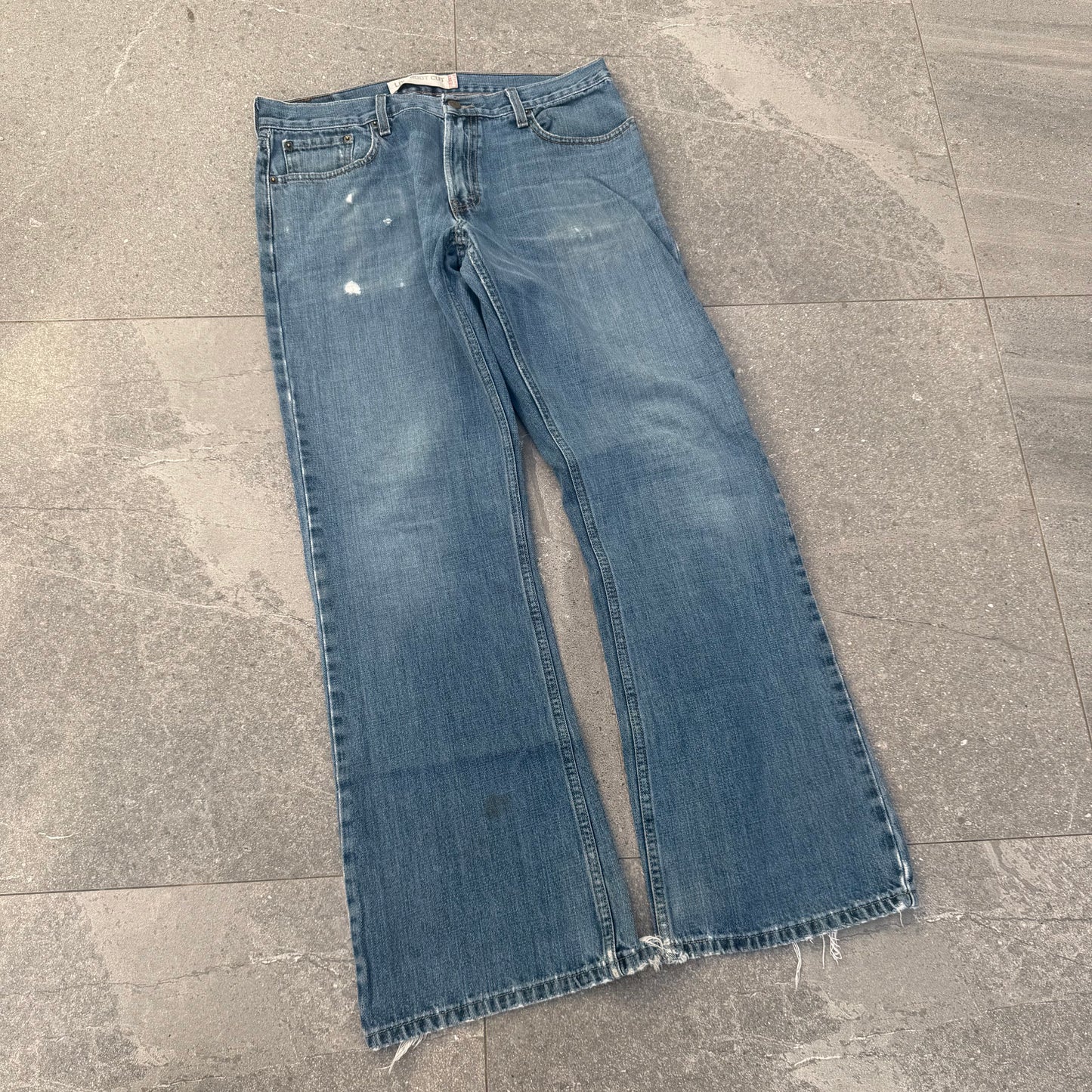 gorgeous low rise bootcuts - 34x32”