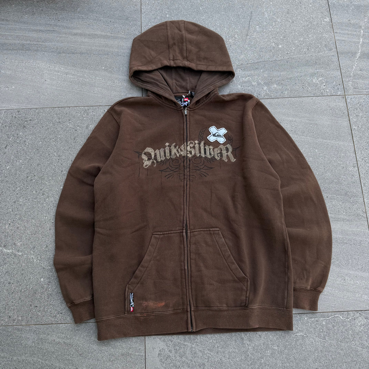 absolutely unreal quiksilver hoodie - M