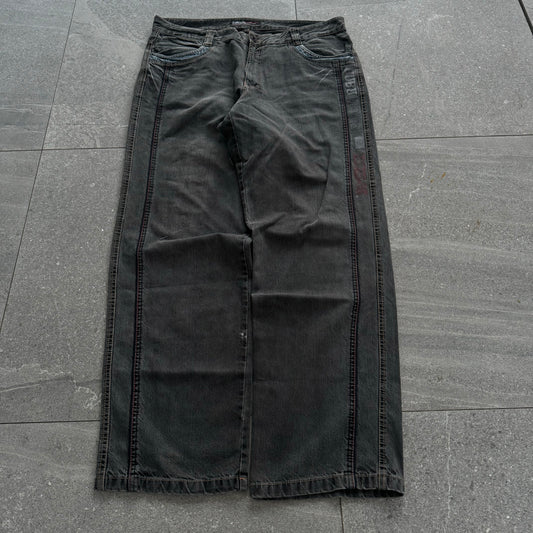 hard ass fubus - 38x34”