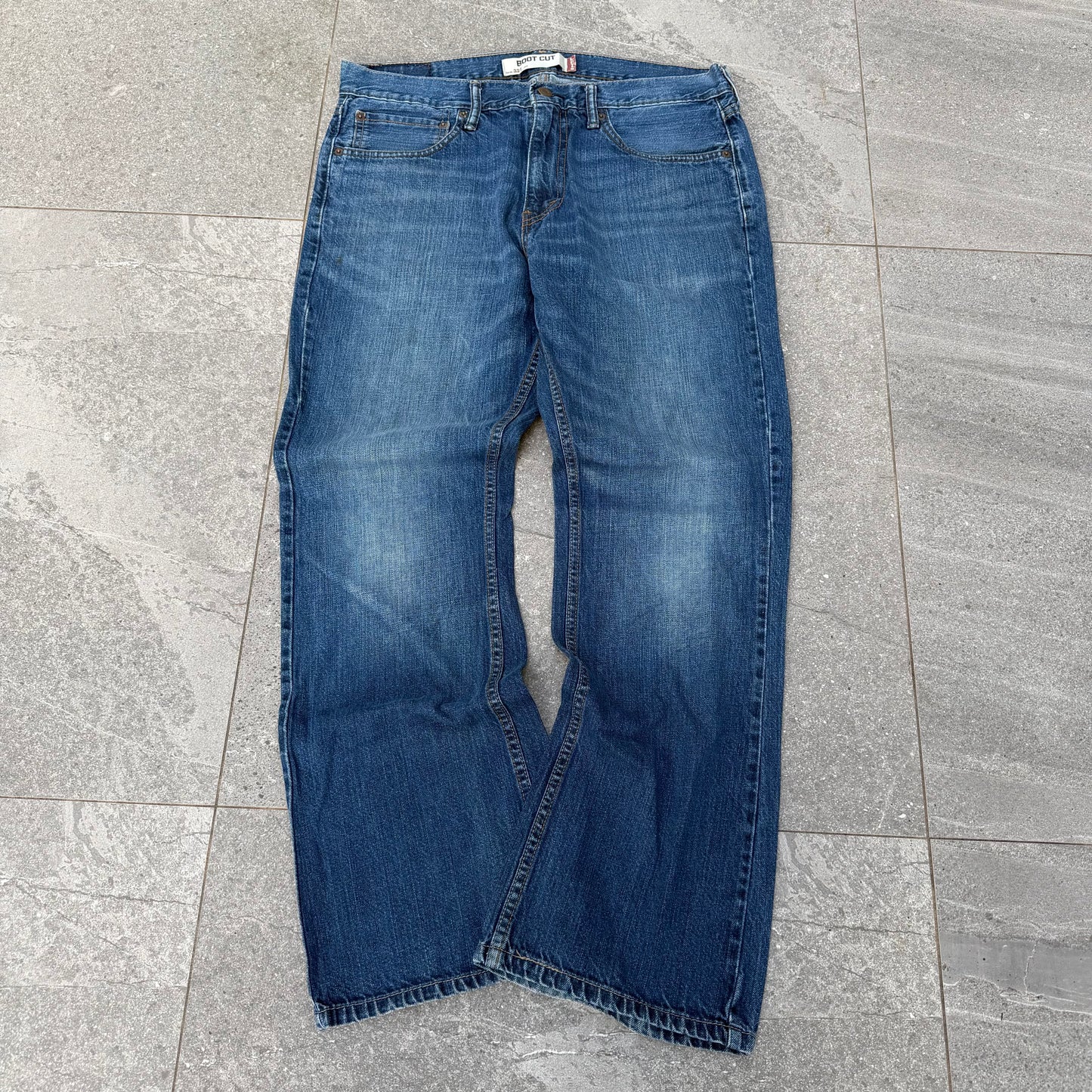 can’t go wrong with a pair of 527 bootcuts - 34x30