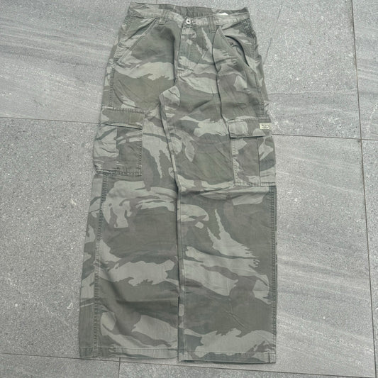 baggy wrangler pants - 29x30”