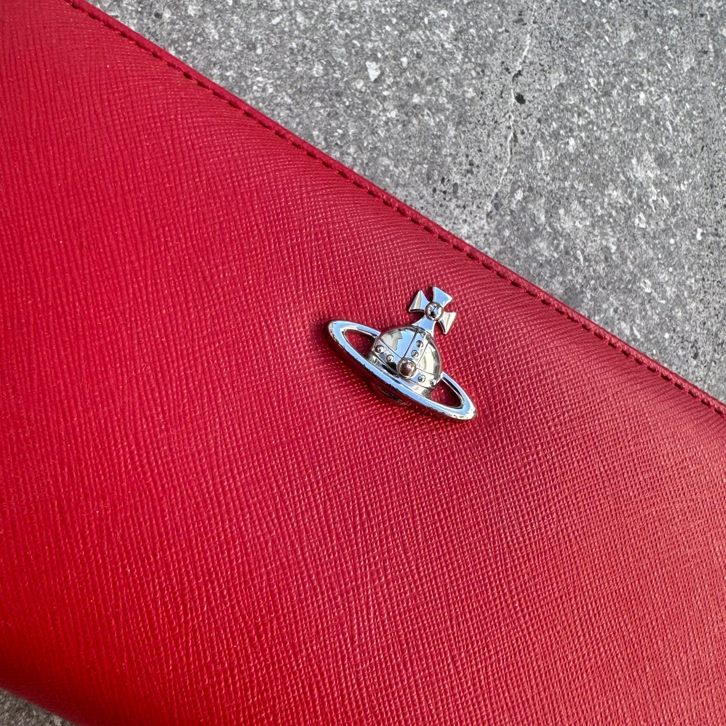 immaculate vivienne westwood orb purse
