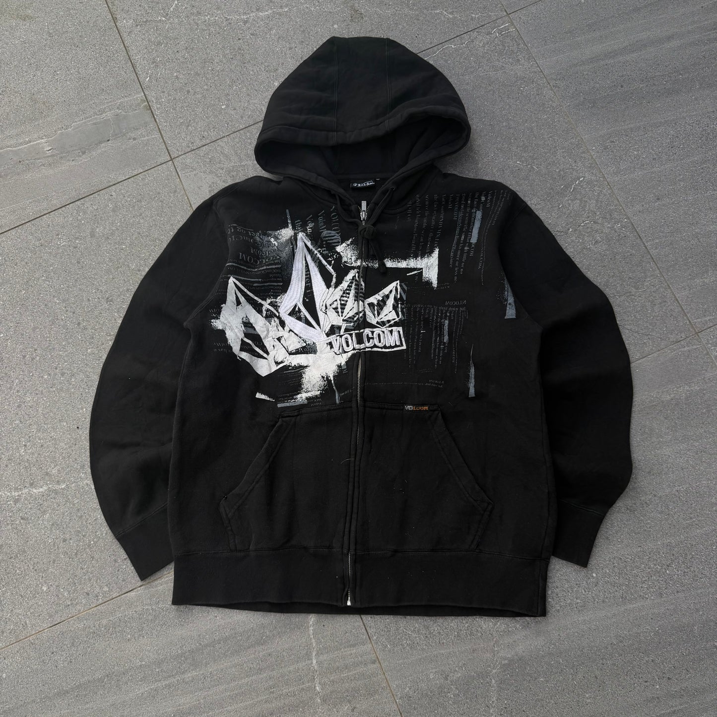 seeeeeeeexy ass volcom hoodie - L