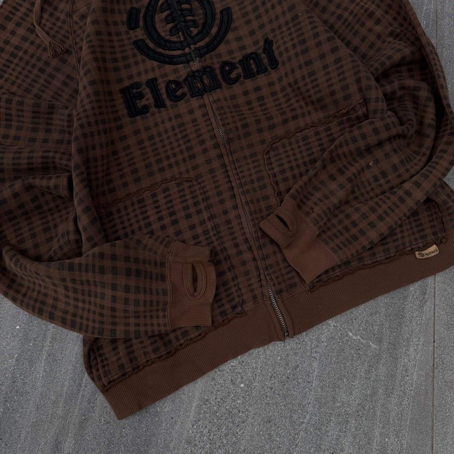 INSAEEEEEEEEEEEEEEEEE element choco plus - M