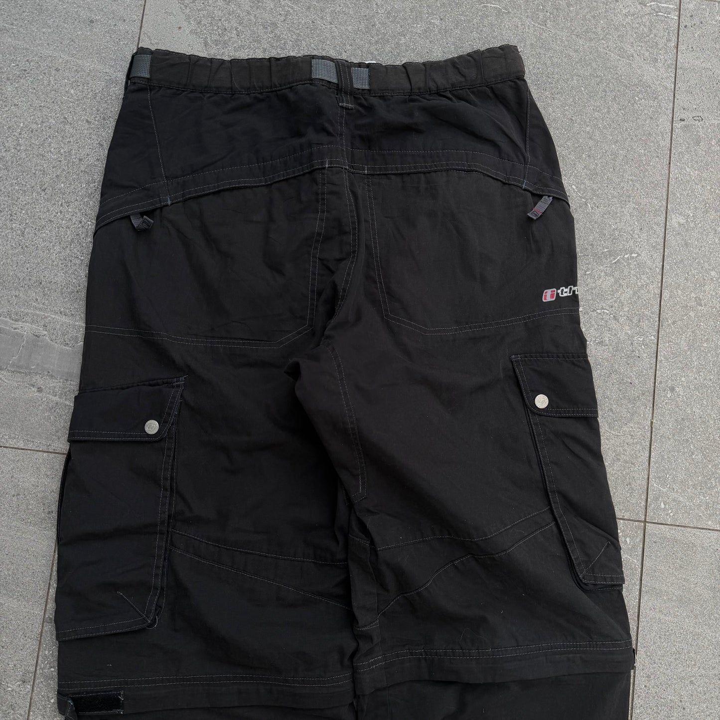 thriller zip off hiking pants (so cooool) - 34x31”